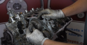 Cloyes Timing Chain System Installation on Ford 3.5-liter and 3.7-liter DOHC V6 Engine